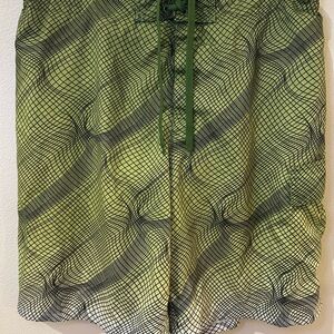 Joe Boxer Green Patterned Men's Shorts Size Large